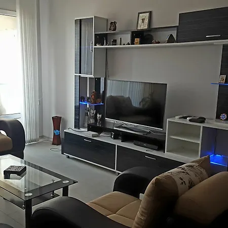 Apartment Modern Airport
